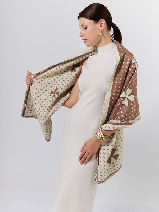 в СОСТАВЕ ШЕРСТЬ и КАШЕМИР Большой, мягкий, теплый однотонный двусторонний палантин. - Tantino фото 2