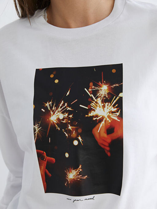 Bisiklet Yaka Bask?l? Oversize Kad?n Ti??rt