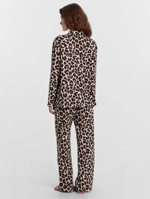 Комплект женский (блузка, брюки) с леопардовым принтом - Mark formelle фото 2