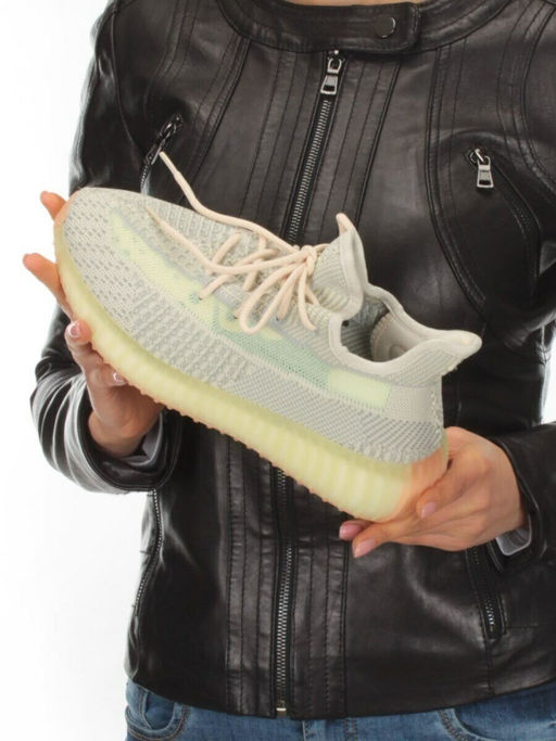 05-B557-10 Кроссовки женские (текстиль)