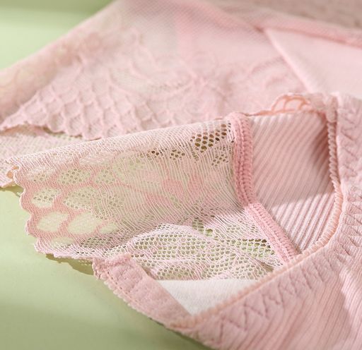 Трусики кружево A17877250