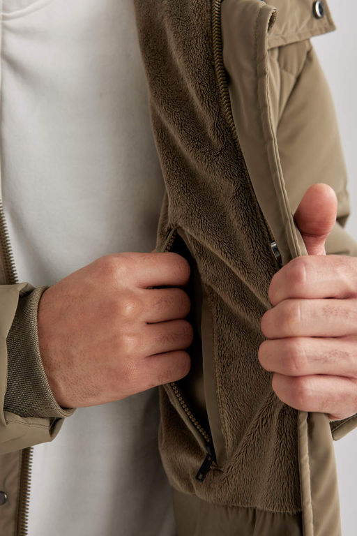 Парка-пуховик на подкладке из искусственного меха с капюшоном - Defacto фото 9