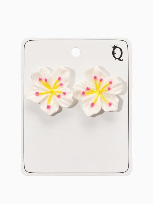 Цена за 2 шт. Серьги пластик "Лилии", цвет белый