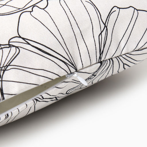 Наволочка декоративная Этель Black flowers, 40?40 см, хлопок 100%