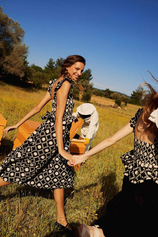 Платье миди с квадратным вырезом и бретелями Lug Von Siga x DeFacto