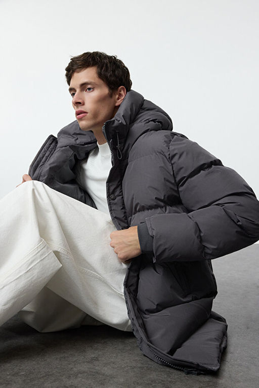 Antrasit Regular Fit Kap__onlu Fermuar Cepli _i_me K__l_k Mont TMNAW25MO00021 - Trendyolmilla фото 2