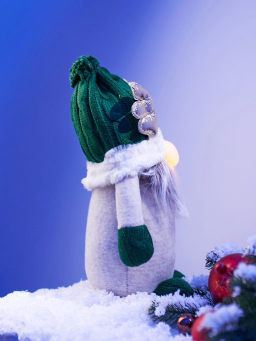 Фигура текстиль «Гном лосяш в зелёном» 33×12×18 см, 1 LED, от батареек AG13×3, свечение тёплое белое