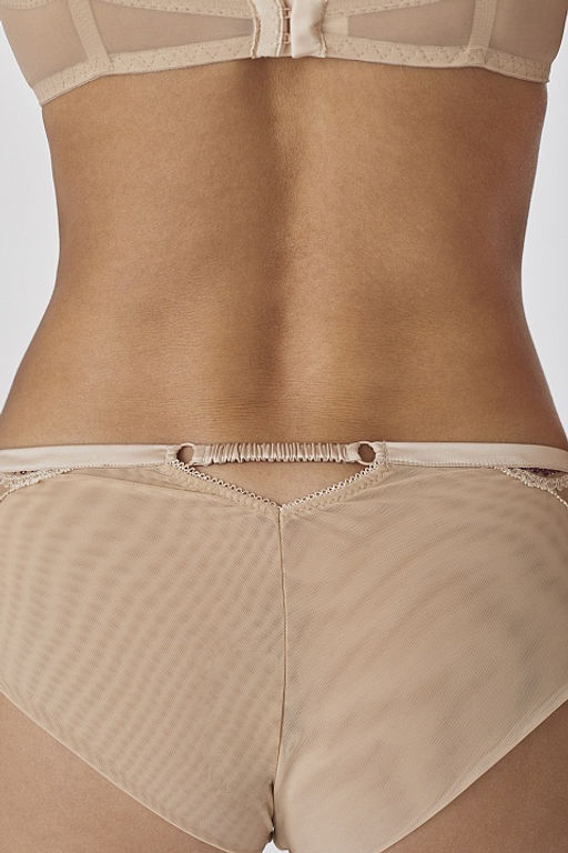 Трусы-бразилиана N04-209 Обжаренный миндаль