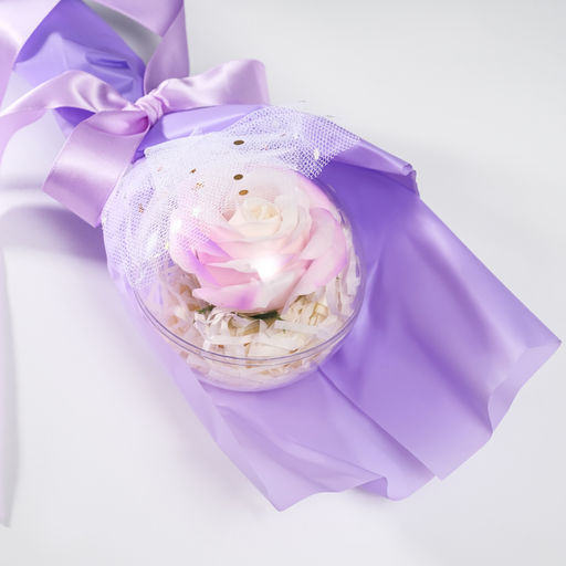 Букет из мыльных лепестков для ванны «Роза в шарике», подарочный, сирень, 8.5×8.5×36 см