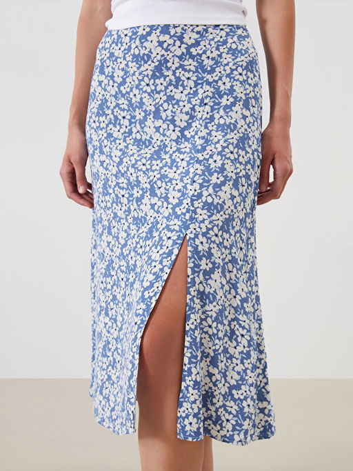 Beli Lastikli ?i?ekli Y?rtma?l? Etek