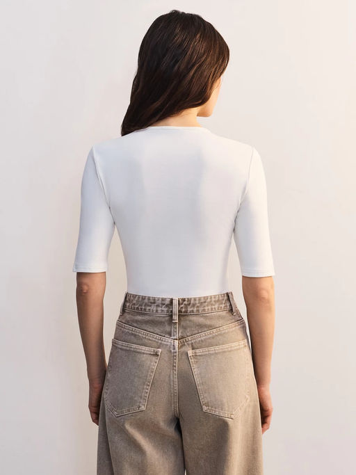 Боди из хлопка с треугольным вырезом / Zarina