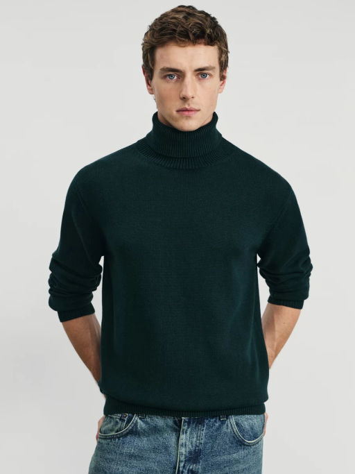 Свитер relax fit с высоким горлом / Zarina