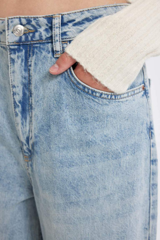 Мешковатые джинсовые брюки длиной до щиколотки с высокой талией и мешковатыми манжетами. - Defacto фото 6