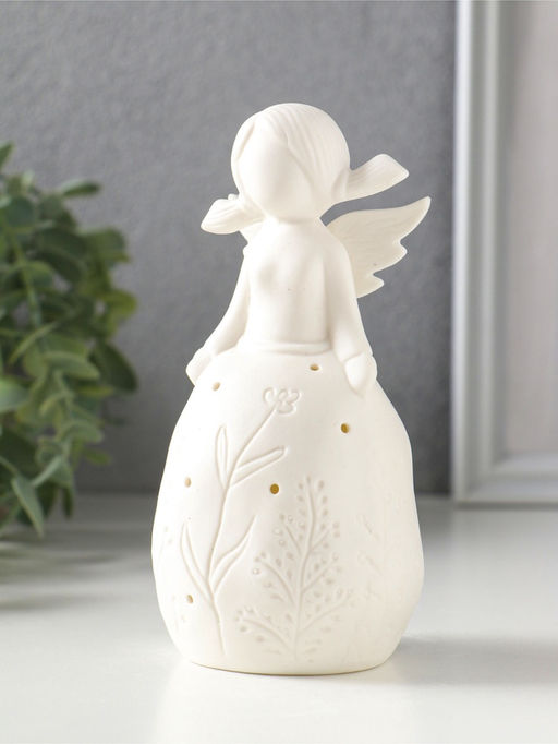 Сувенир керамика свет "Девочка в платье с растениями" белый 3хLR44 6,6х6,2х13,5 см