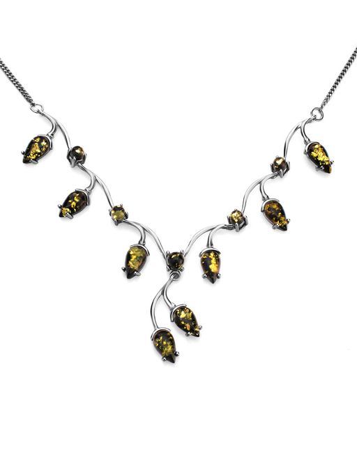 Изысканное колье, украшенное янтарём зелёного цвета Жасмин