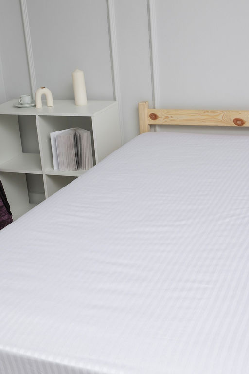 Простыня на резинке из страйп-сатина Комфорт