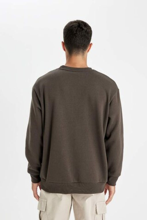 Толстый базовый свитшот оверсайз с круглым вырезом - Defacto фото 6
