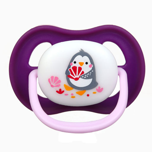 Соска - пустышка с держателем Крошка Я «Пингвинчик», анатомическая, от 6 мес, фиолетовый