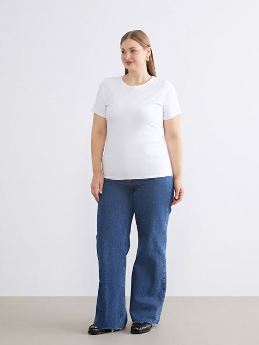 B?y?k Beden Bisiklet Yaka Kad?n Ti??rt