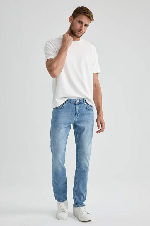 Джинсовые брюки Sergio Regular Fit Normal Mold с нормальной талией и зауженными штанинами - Defacto фото 4