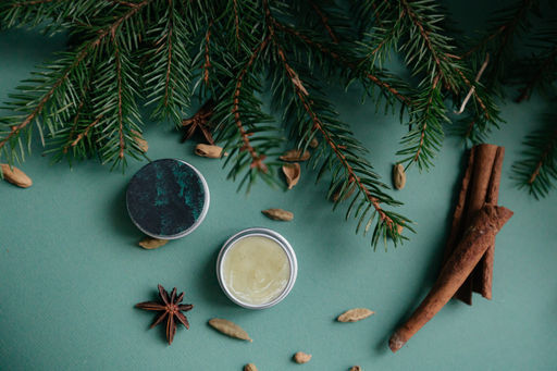 ТВЕРДЫЕ ДУХИ ТАЁЖНЫЙ МОХ: с нотами жасмина, апельсина, ели, пихты, атласского кедра, пачули, мха, ванили, 10 гр (с биркой) - Elska фото 4