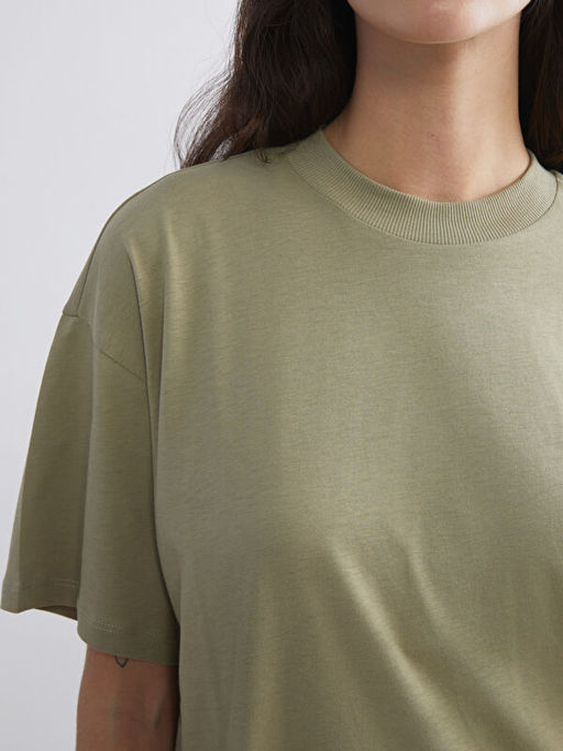 Dik Yaka Kad?n Ti??rt