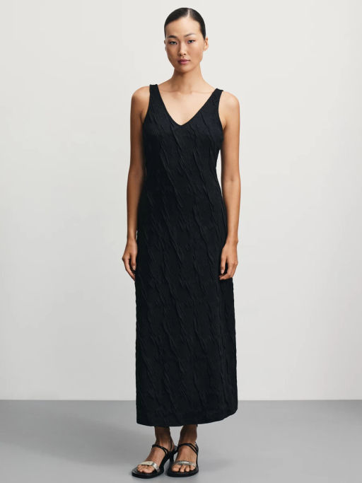 Фактурное платье прилегающего кроя / Zarina  фото 3