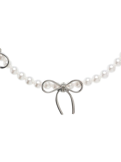 Колье «Бантик» с жемчугом, белое в серебре