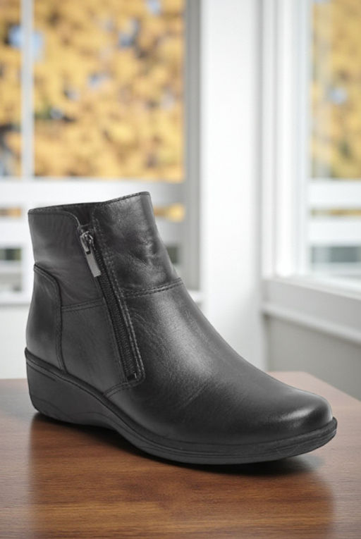 Ботинки Ионесси