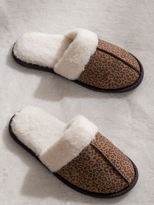 Leopar Desenli Kad?n Ev Terli?i