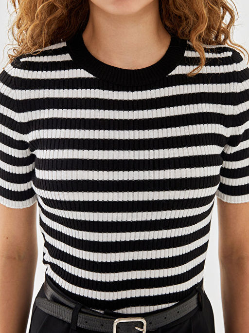 Bisiklet Yaka ?izgili Kad?n Triko Kazak