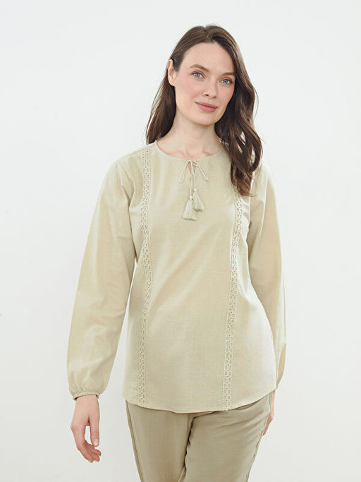 Ba?lamal? Yaka Nak??l? Kad?n Bluz