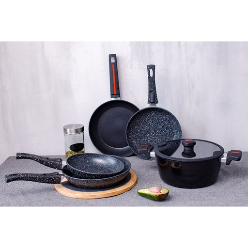 Сковорода Magistro Flame, d=24 см, h=4.7 см, ручка soft-touch, антипригарное покрытие, индукция, кованый алюминий, чёрная фото 9