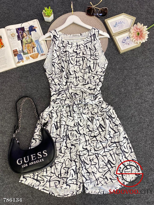 Комбинезон шортами женский