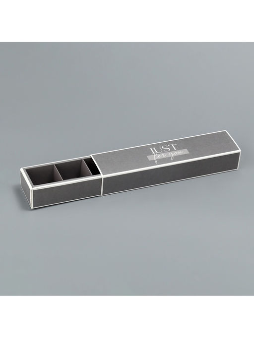 Цена за 5 шт. Коробка для конфет, кондитерская упаковка, 5 ячеек, «Для тебя!», 5×21×3.3 см