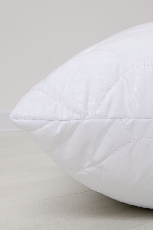 Подушка в стеганом чехле из микрофибры Raposa Home