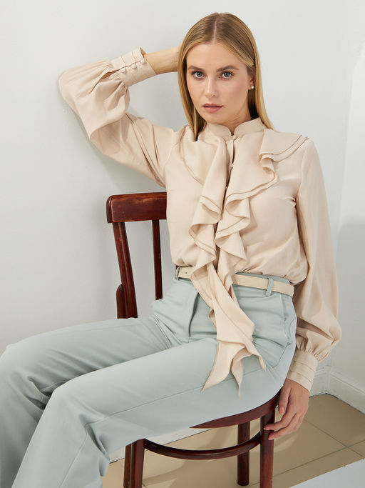 Блузкас отлетными рюшами OD-914-1 бежевый - Tantino фото 16