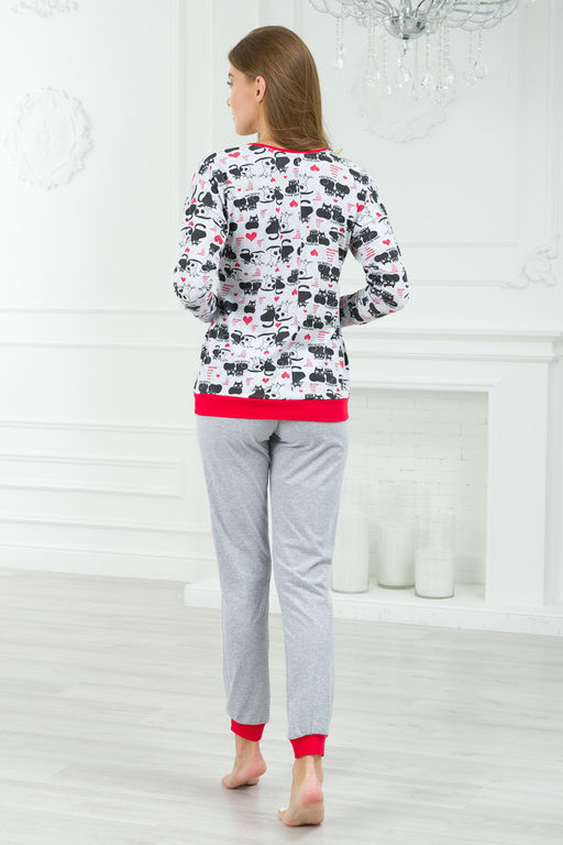 Пижама женская из джемпера и брюк из кулирки Олененок кошки