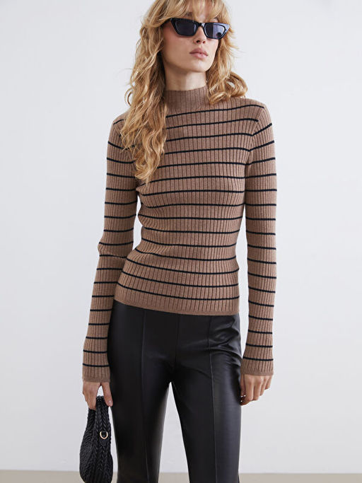 Yar?m Bal?k?? Yaka ?izgili Kad?n Triko Kazak