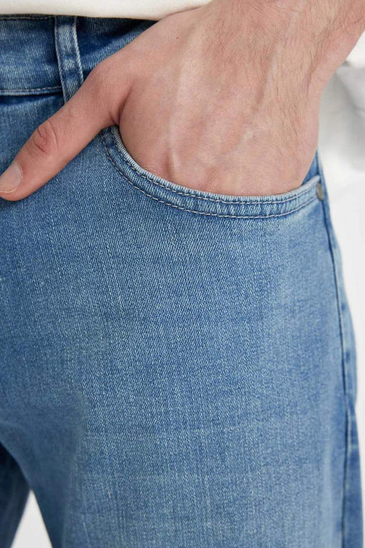 Джинсовые брюки Sergio Regular Fit Normal Mold с нормальной талией и зауженными штанинами - Defacto фото 6