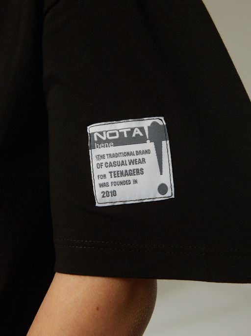 Костюм спортивный