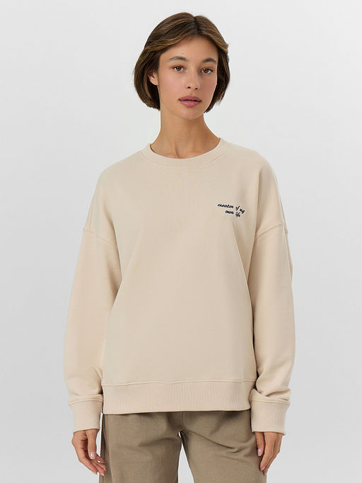 Свитшот женский бежевый с надписью Creator of my own life