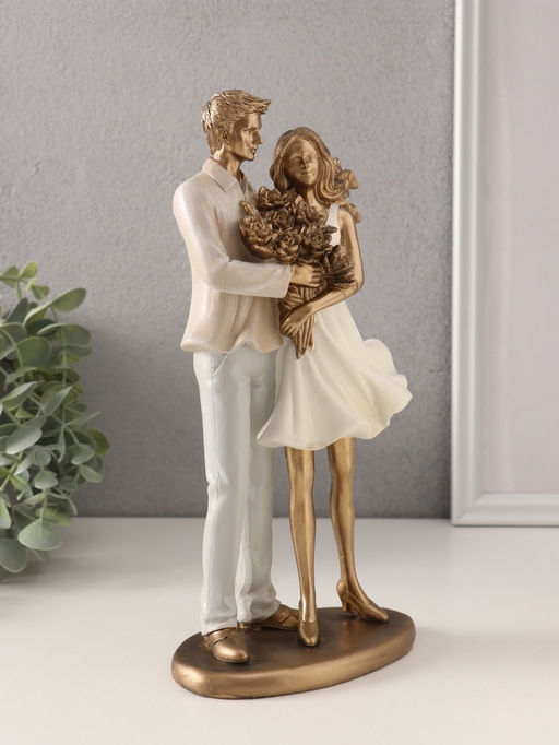 Фигурка полистоун «Букет для любимой», 12.5×7.5×25.5 см