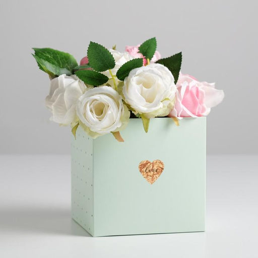Коробка для цветов с PVC крышкой Love, 12 х 12 х 12 см