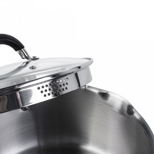 Кастрюля из нержавеющей стали "Ковентри" 4л, д22см, h11см, 0,6мм, дно s2,8мм, полировка внешняя комбинированная, внутренняя матовая, стеклянная жаропрочная крышка, обод крышки металлический, пароотвод, ручки с силиконовыми вставками, мерная шкала, цв