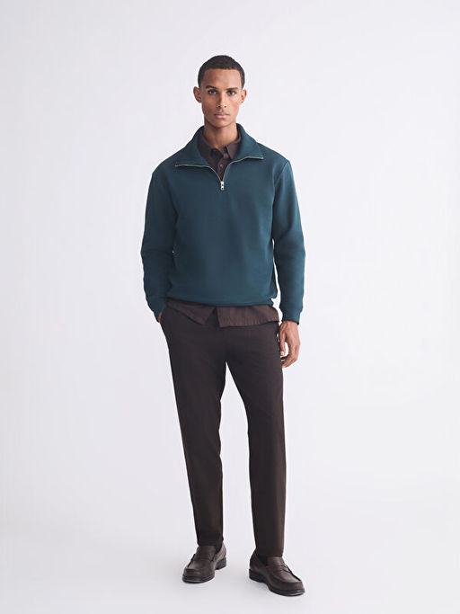 Dik Yaka Erkek Sweatshirt