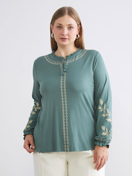 F?rf?rl? Ba?lamal? Yaka Desenli Bluz