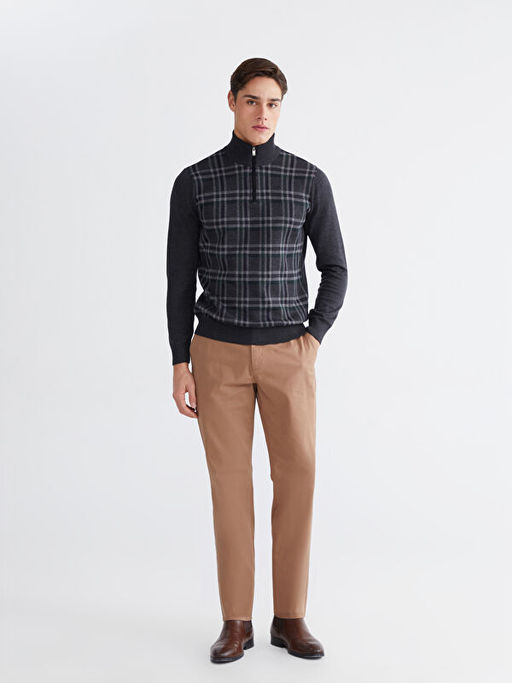 Dik Yaka Erkek Triko Kazak