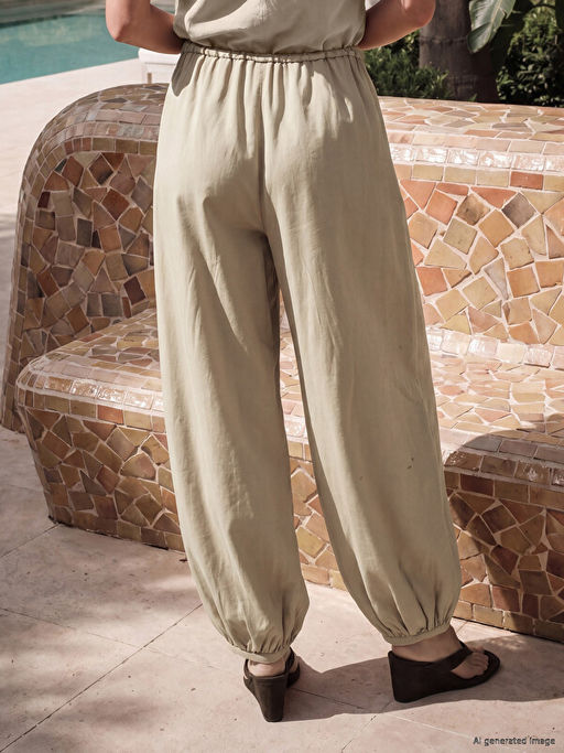 Beli Lastikli Kad?n Jogger Pantolon