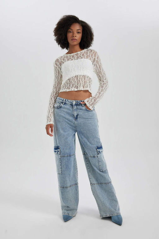 Приталенная укороченная кружевная белая блузка с длинными рукавами - Defacto фото 2